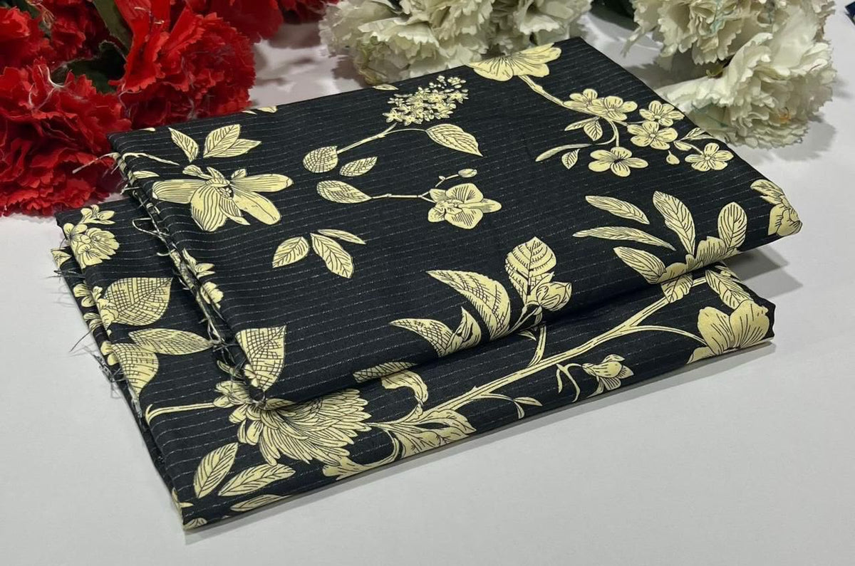 2 piece suit in Black with gold floral patterns