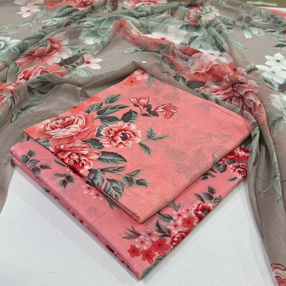 lawn 3 piece suit in pink with flowers
