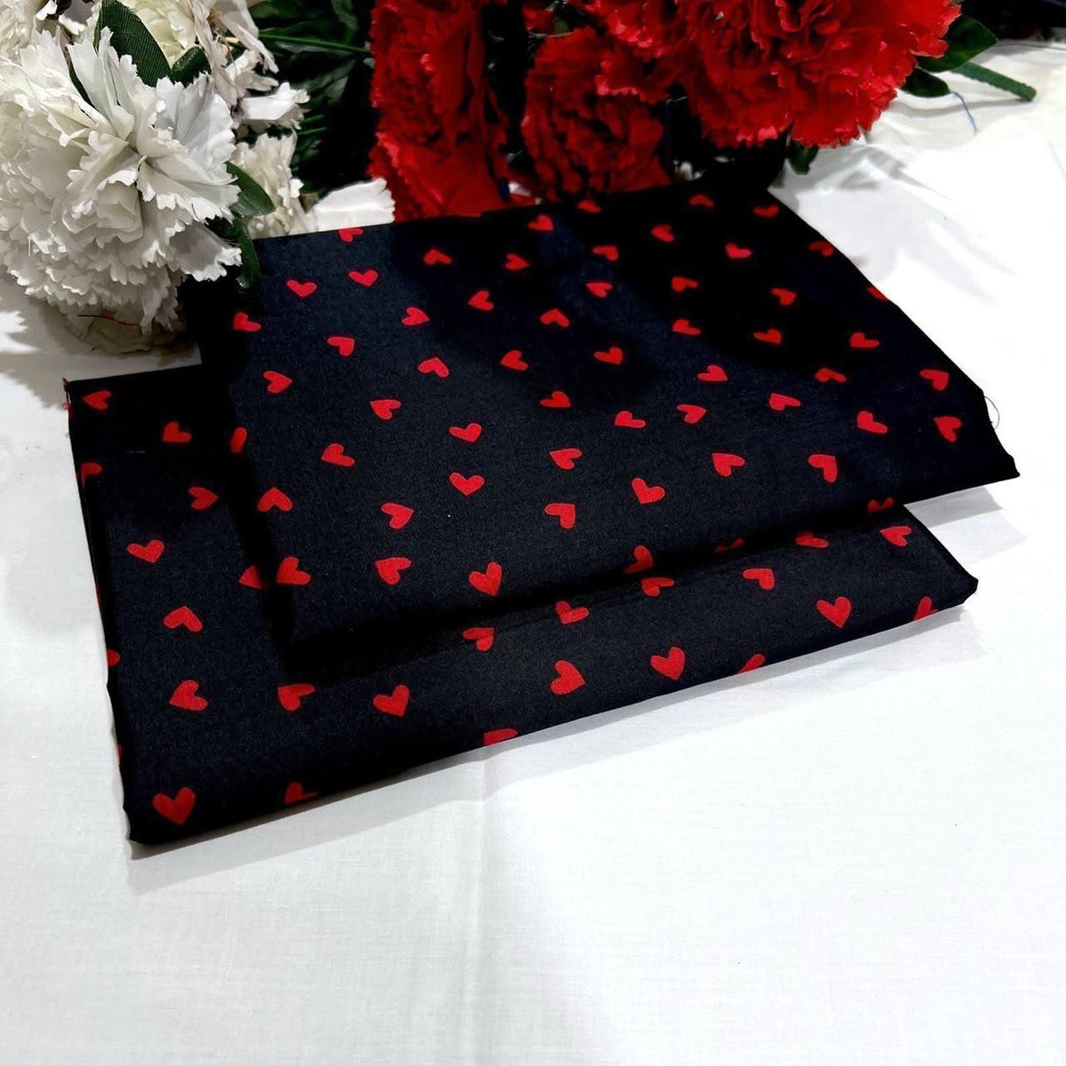 Ladies 2 piece suit in Black with a red heart pattern